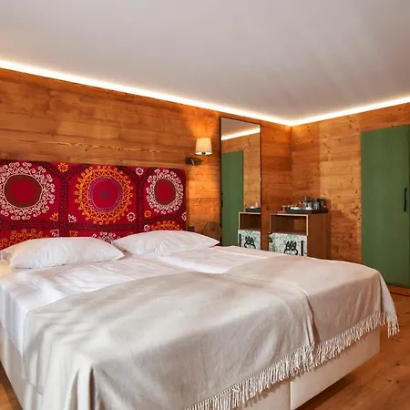 Otel Gut Stiluppe 4*